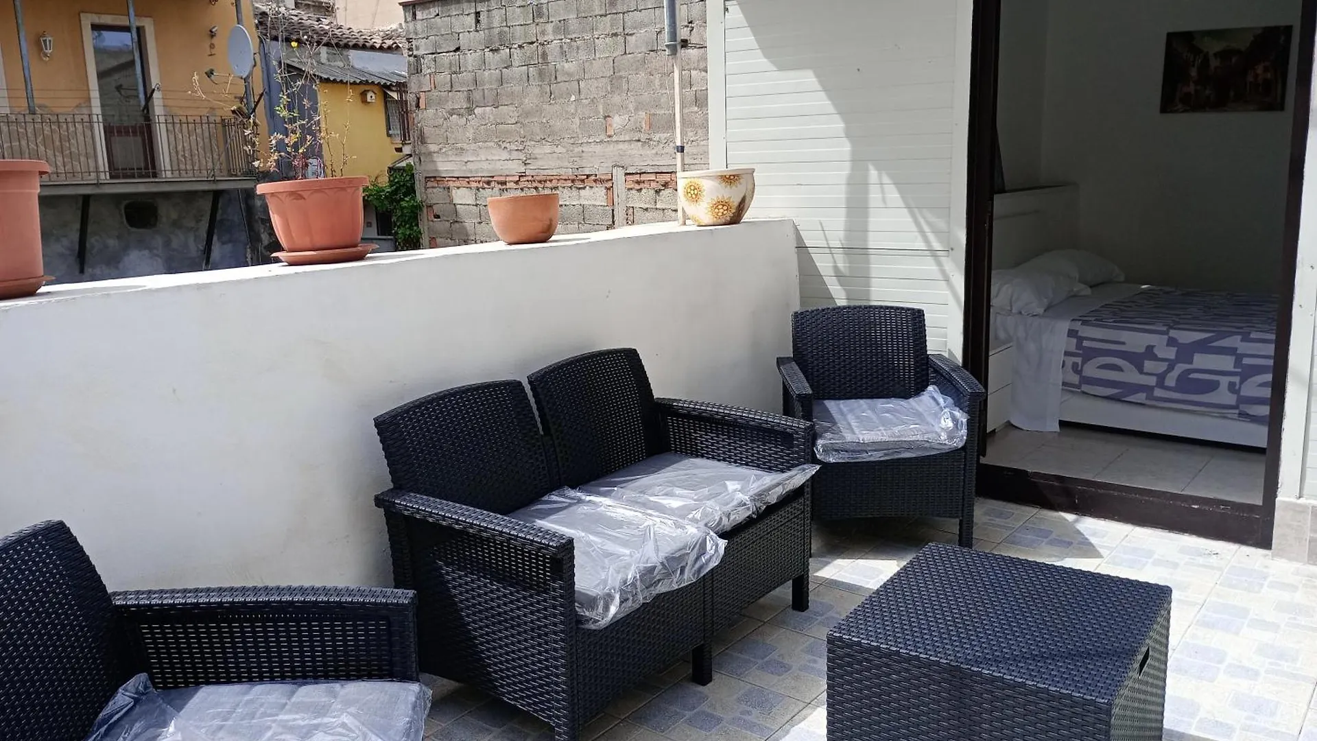 Hotel Giglio Rosso House Aeroporto di Catania Fontana Rossa 0*,