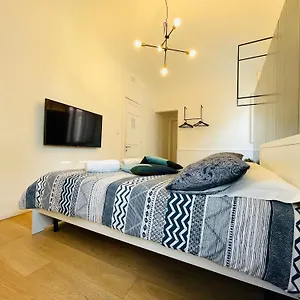 https://dimora-del-mercante.catania-hotels.net